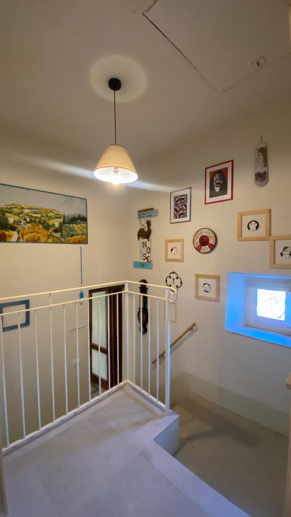 Guest House Le Arti Minori 세라발레 피스토이에세 외부 사진
